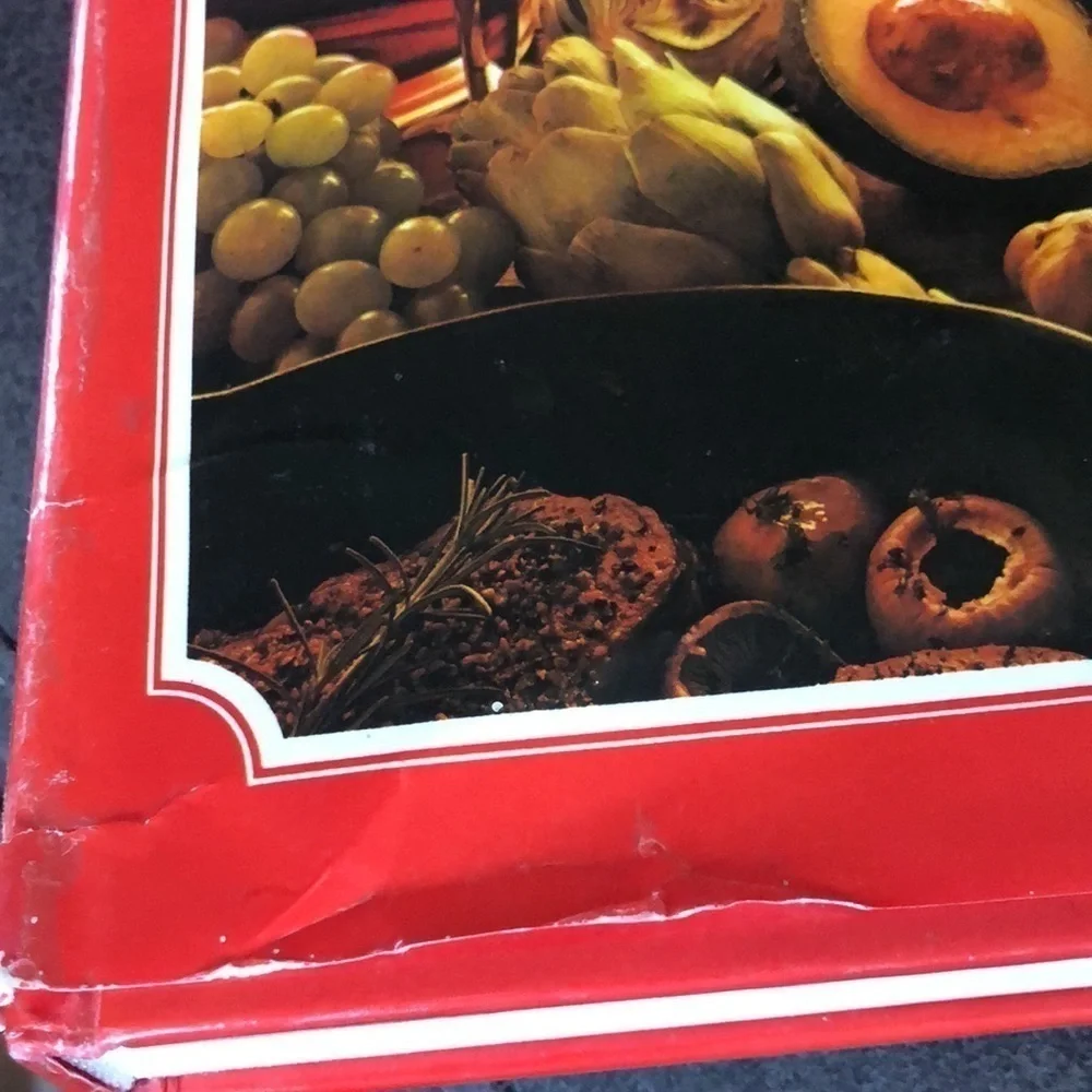 VTG The Best Of Cooking 600 Recipes & Photographs Cookbook 336 PP Hardcover
